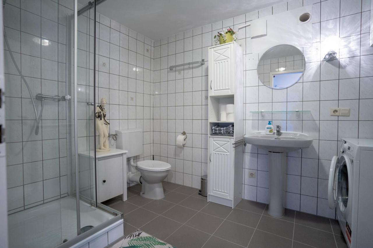 3-Zimmer Haus 85Qm Mit Balkon Bis Zu 8 Personen Winningen Kültér fotó